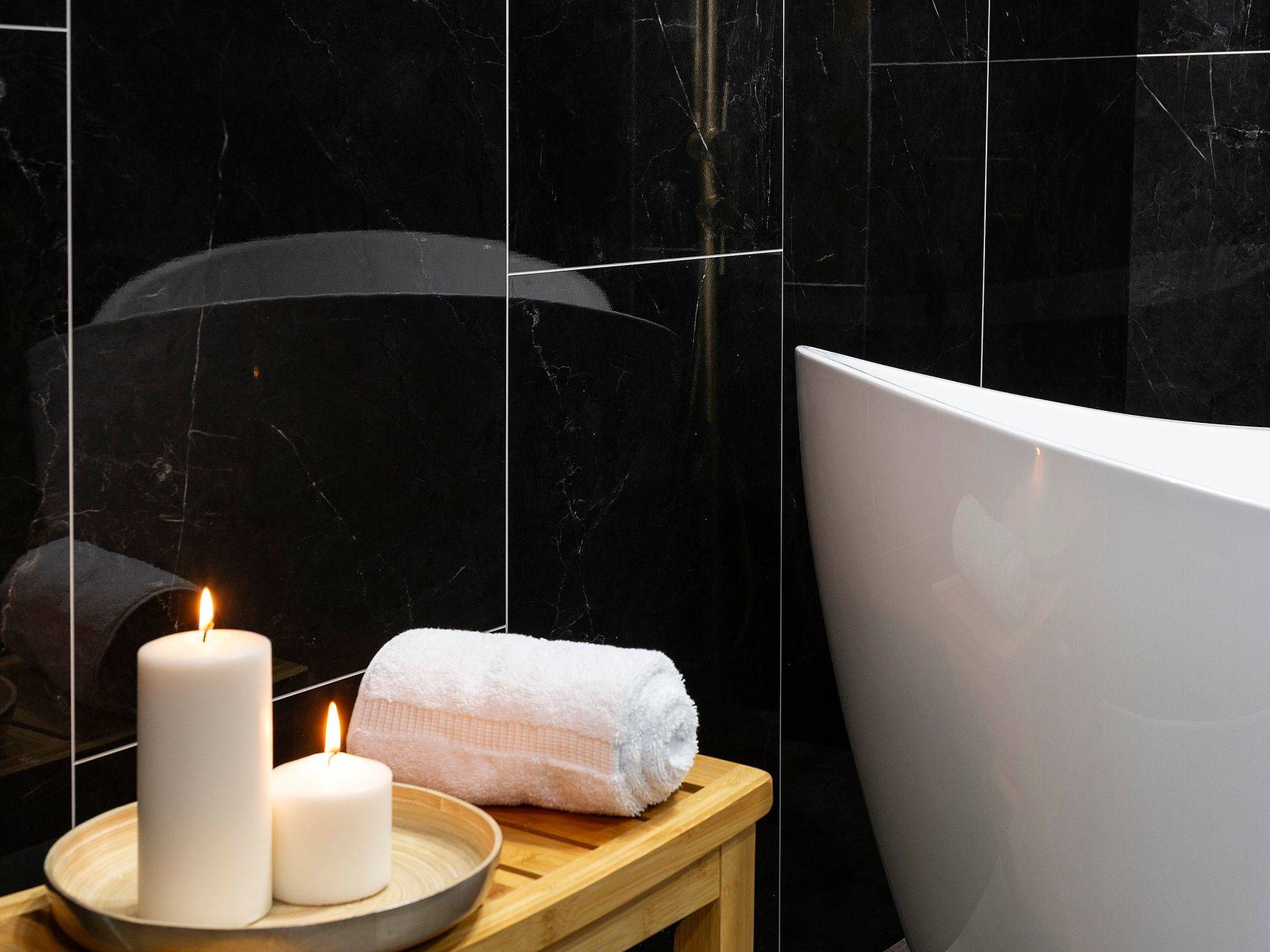 Etna Gloss Wall Panel 24x48 | La Raj Tile & Marble